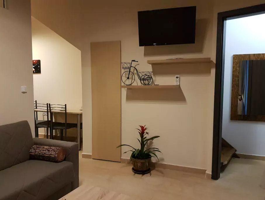 Agora Apartments Ground Floor Kíssamos Buitenkant foto